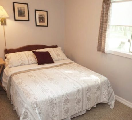 bedroom 2 - maple grove waterfront cottage