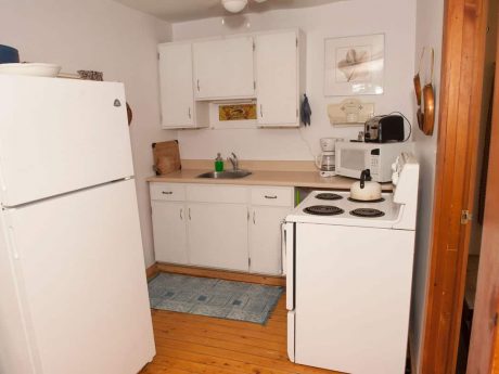 kitchen cedarshiding waterfront cottage